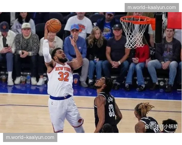 灰熊内线进攻受阻 面对唐斯防守难以找到有效得分方式